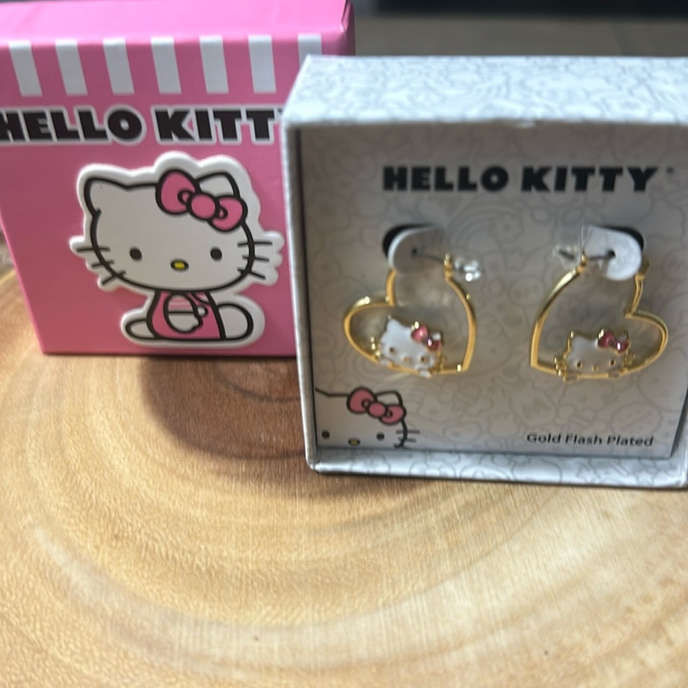 Hello Kitty Earrings